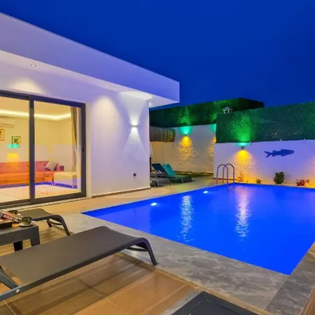 Lenzo Villa *