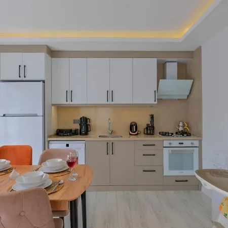 Lenzo Villa